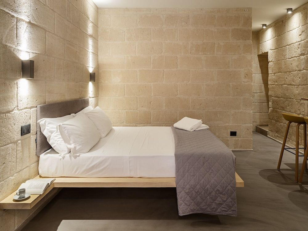 Hydria Residence Junior Suite 3