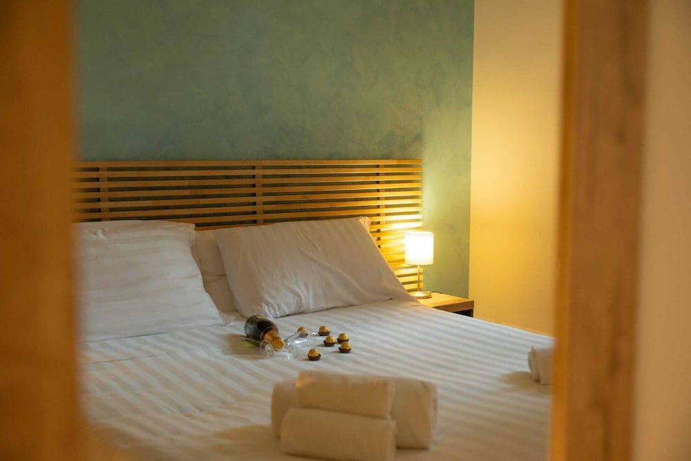 undefined Romerooms 9