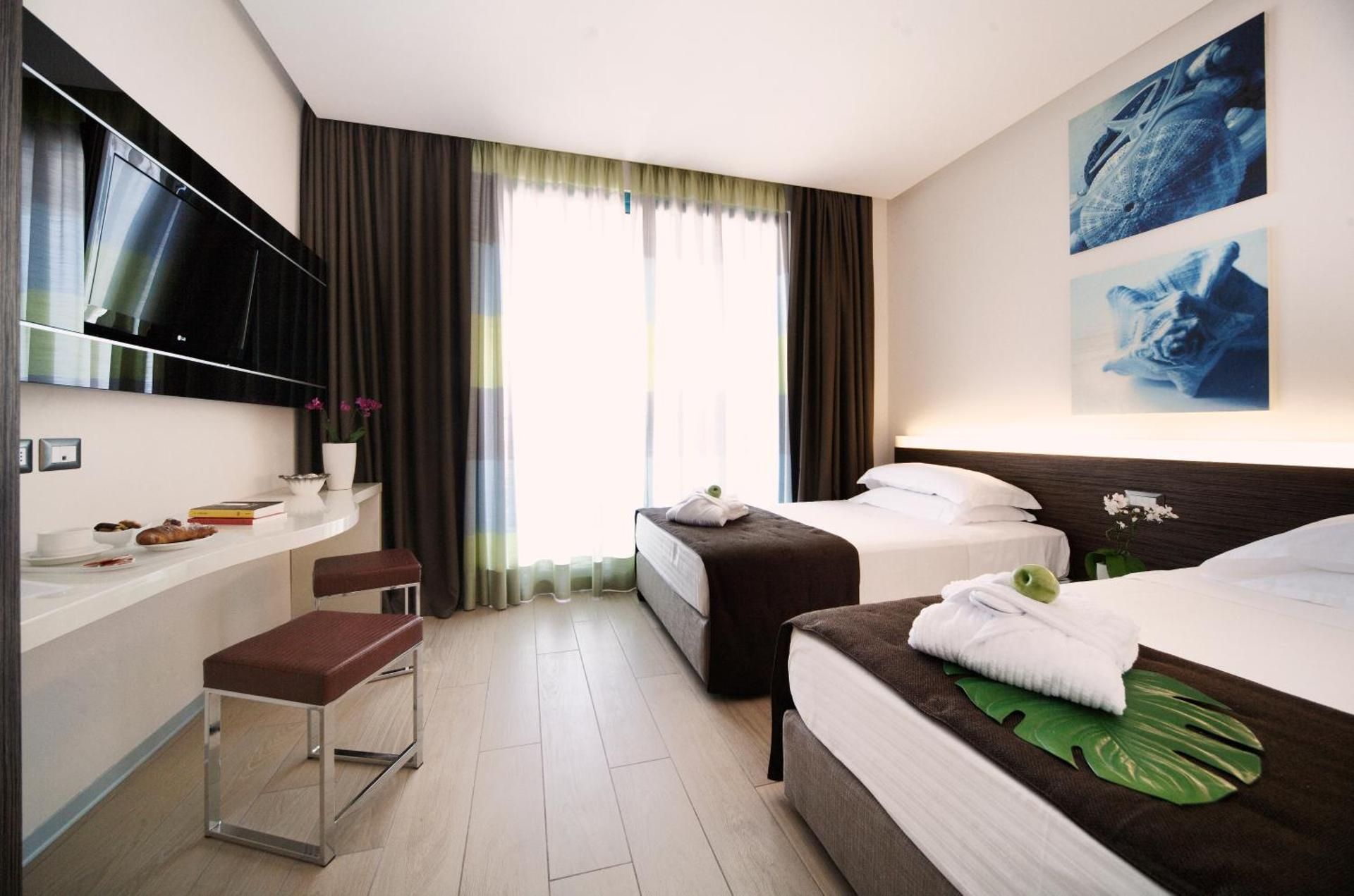 Deluxe Twin Room