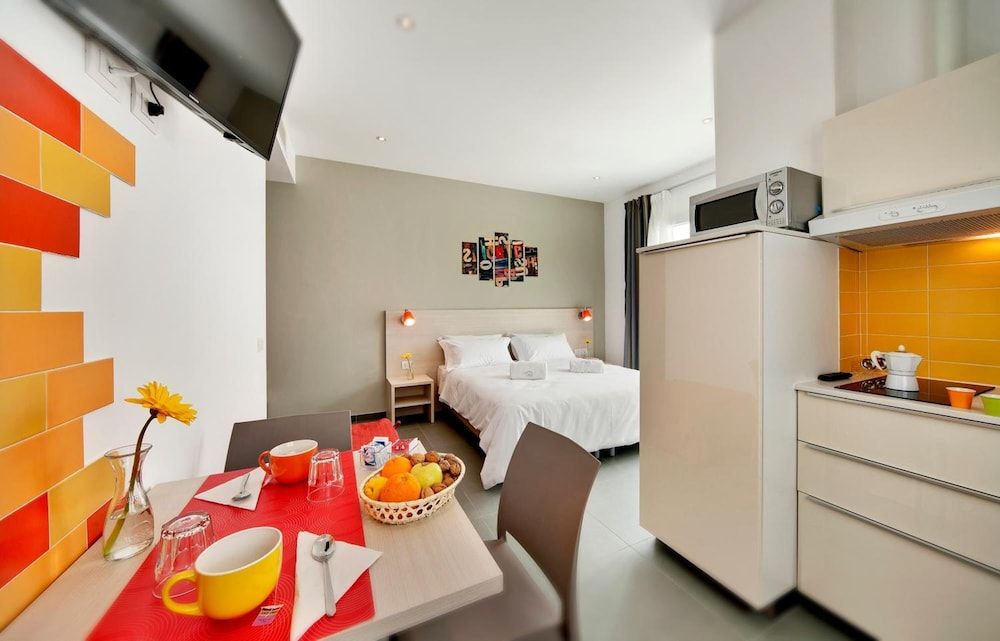 Residence Dei Viali Classic Triple Room 3