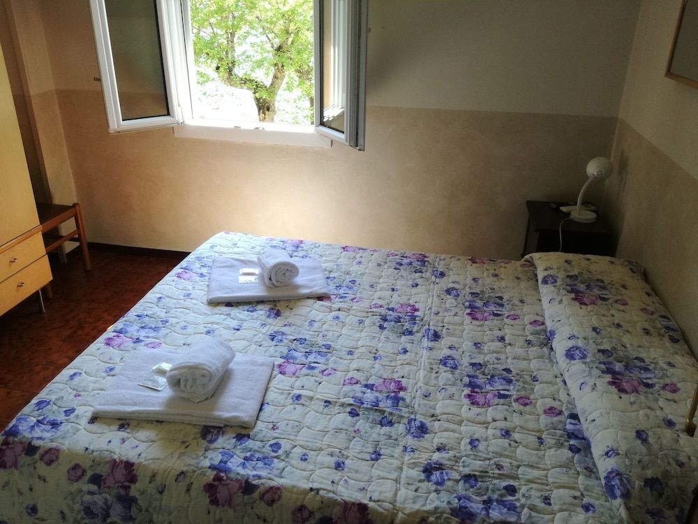 Hotel Belvedere Double or Twin Room, Lake View 2