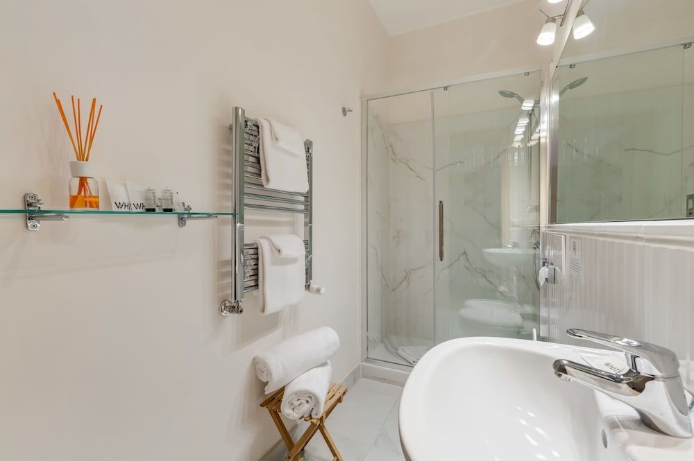 undefined Rome Charming Suites 9