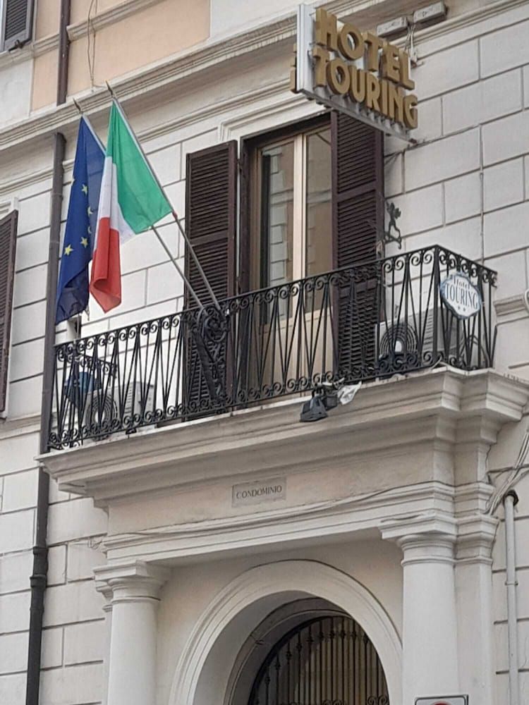 undefined Hotel Touring 6