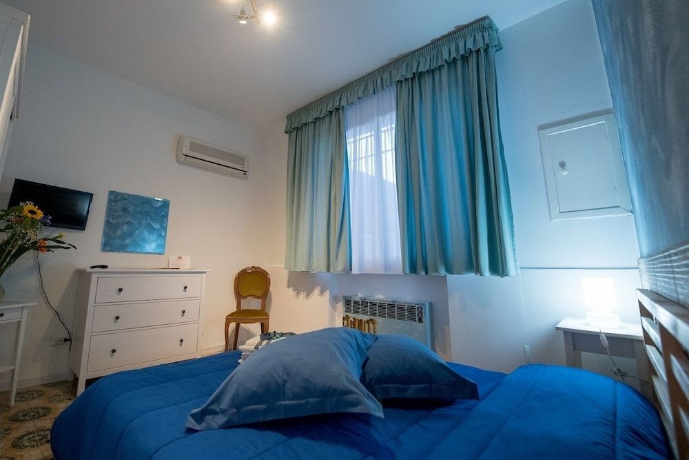 Camagna Country House Double Room 2