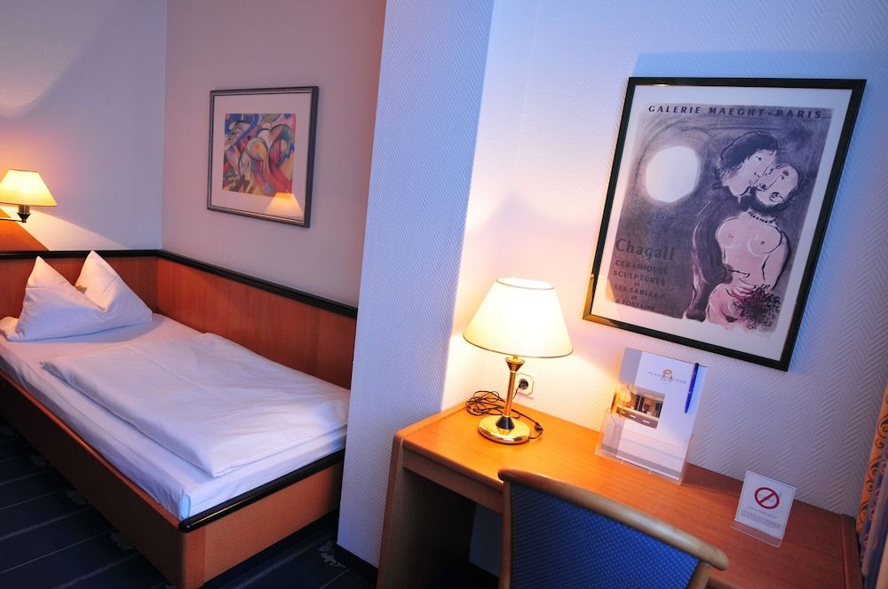 Classic Single Room