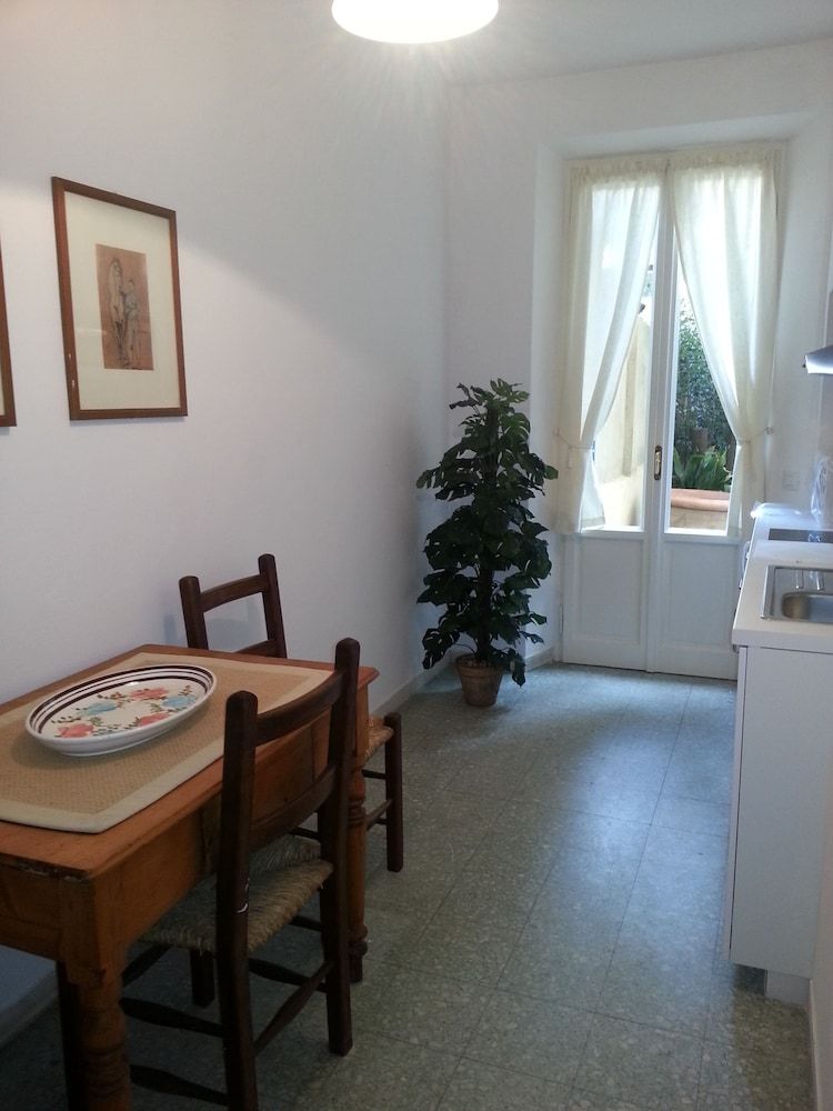 Little Garden Donatello Apartment, Ground Floor 7