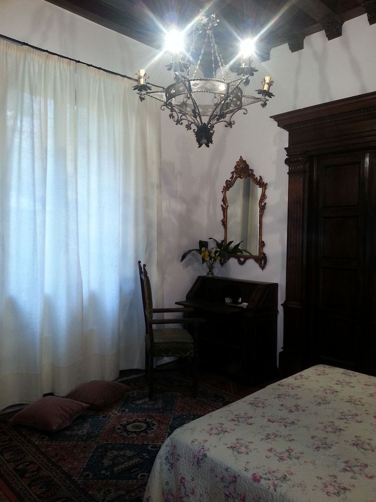 Little Garden Donatello Apartment, Ground Floor 5