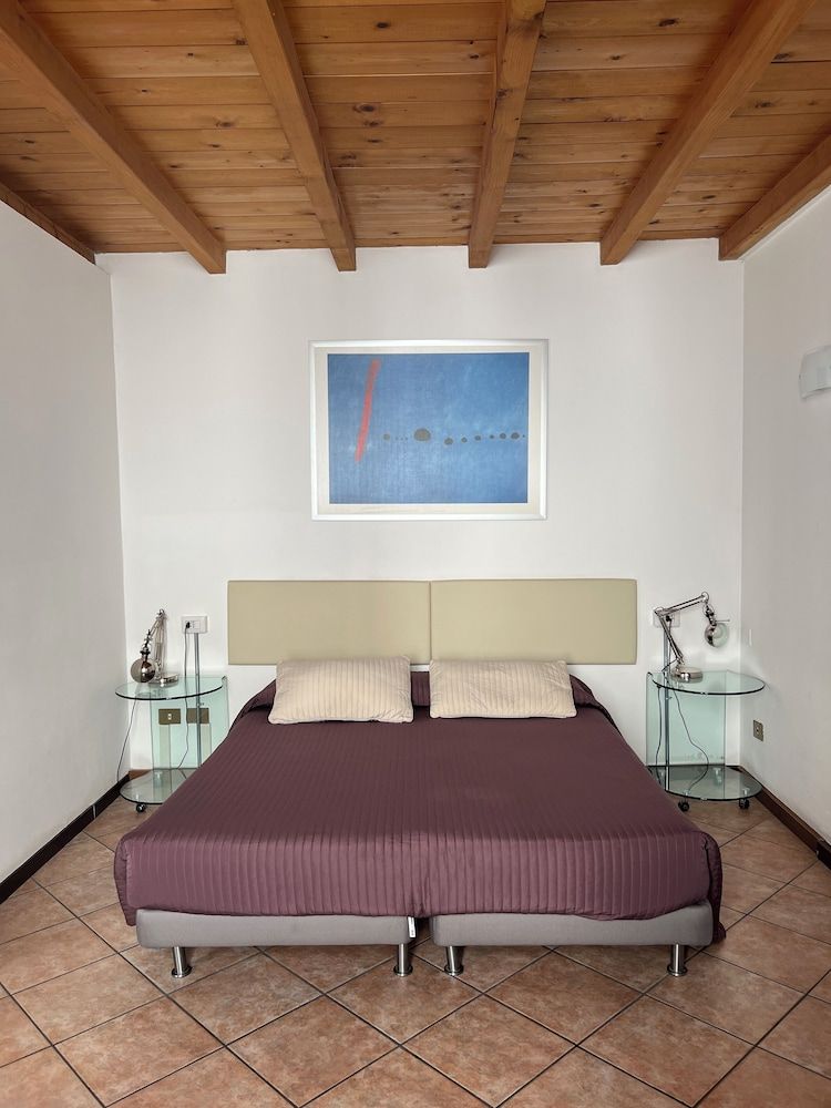 Residence Diaz Comfort Studio, 1 Bedroom, Kitchen, City View 2