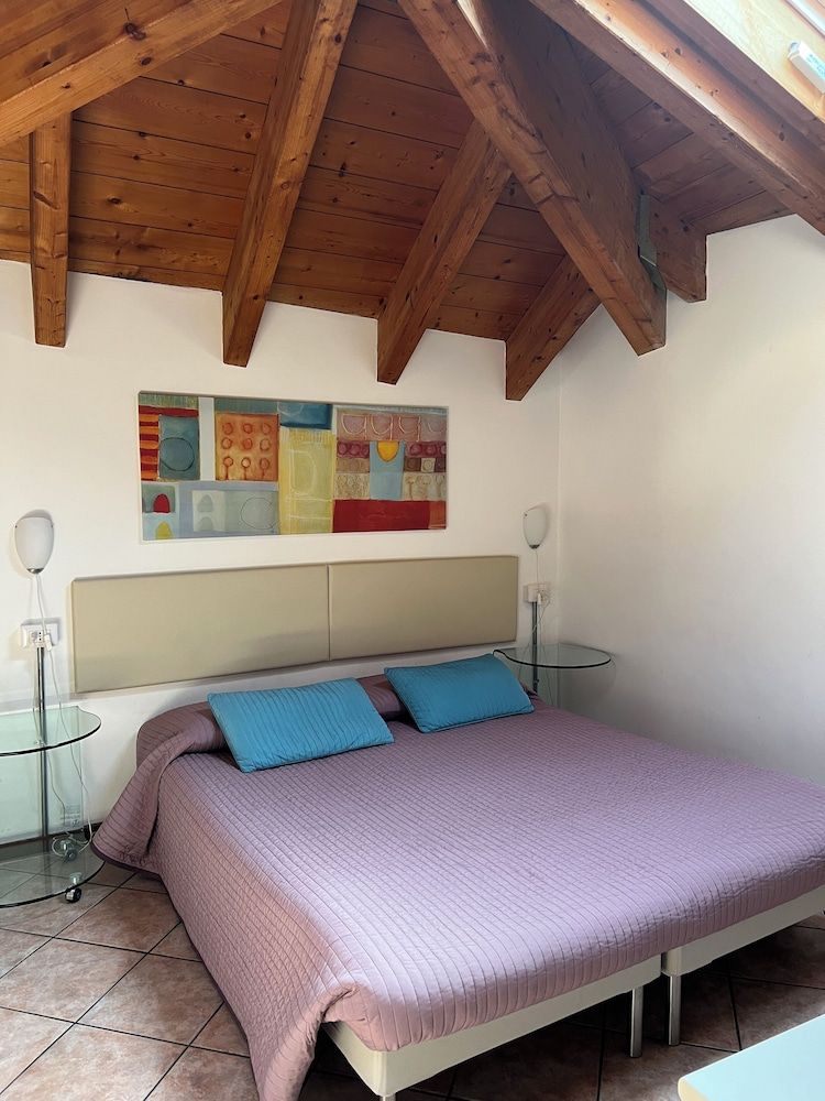 Residence Diaz Comfort Studio, 1 Bedroom, Kitchen, City View 3