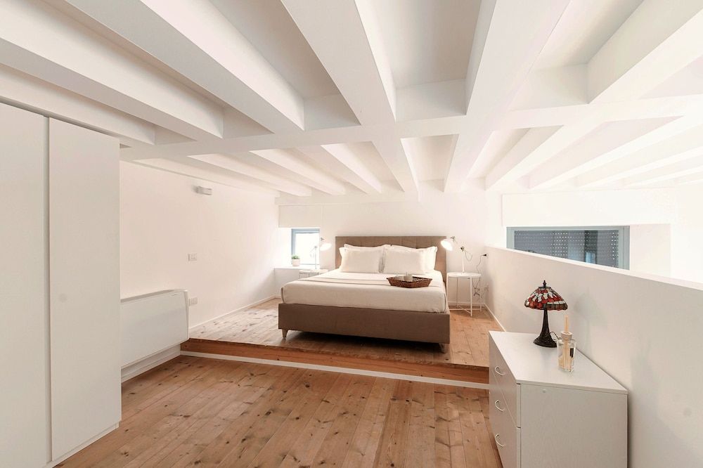 Porta Torre Lofts Courtyard Loft