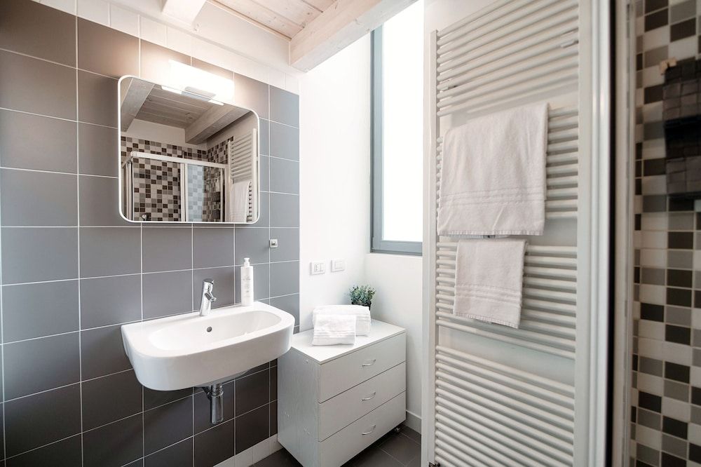 Porta Torre Lofts Courtyard Loft 9