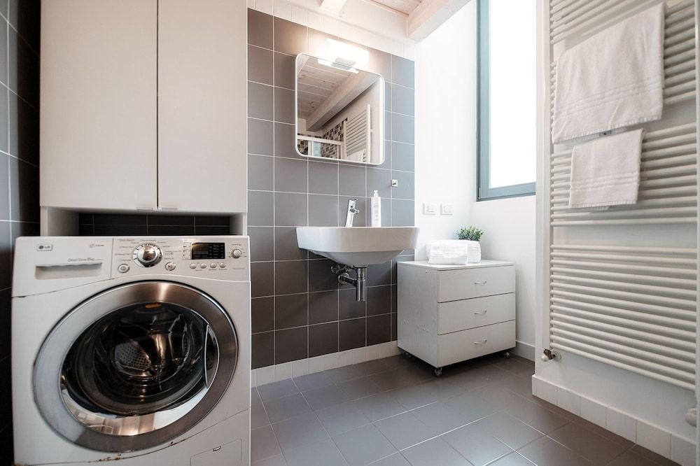 Porta Torre Lofts Courtyard Loft 10