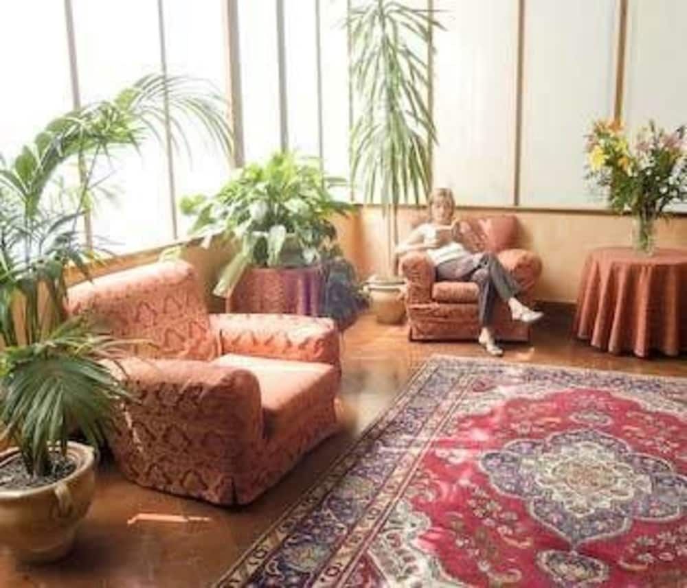 undefined Hotel Beatrice 10