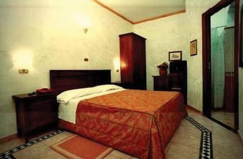 undefined Hotel Robinson 9