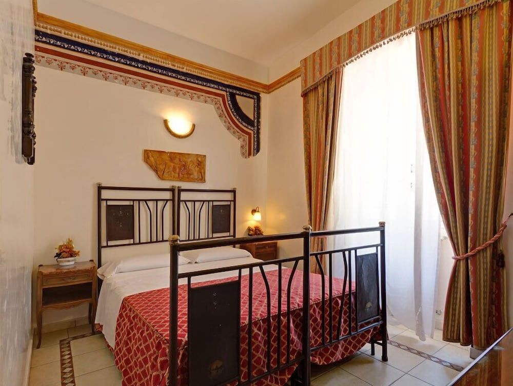 undefined Hotel Robinson 3