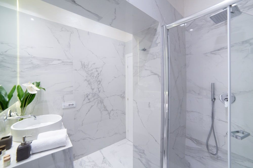 undefined Grand Master Suites 9