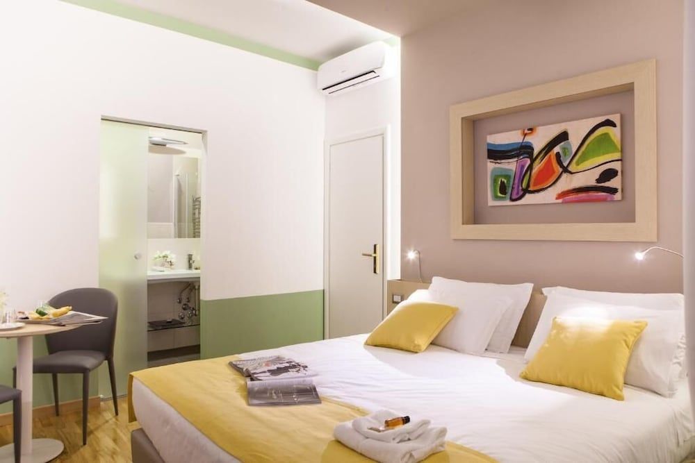 Grand Master Suites Double Room 5