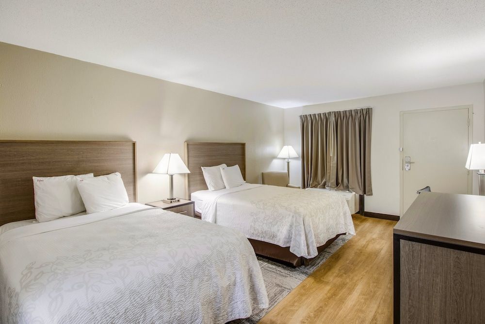 undefined Red Roof Inn PLUS+ Dallas – Addison 7