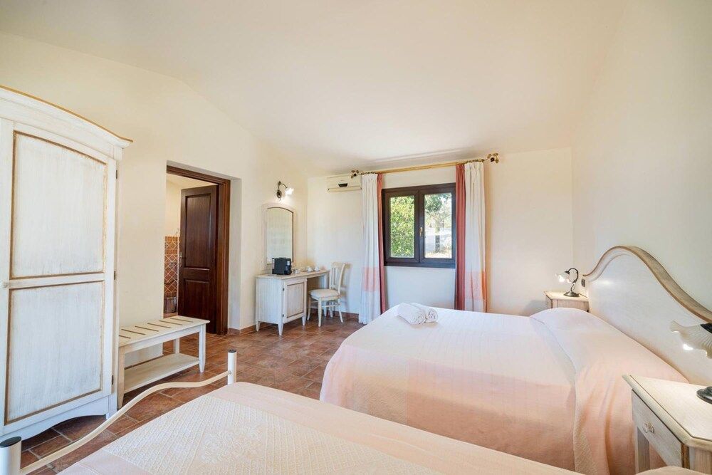 Triple Room, Patio, Garden View