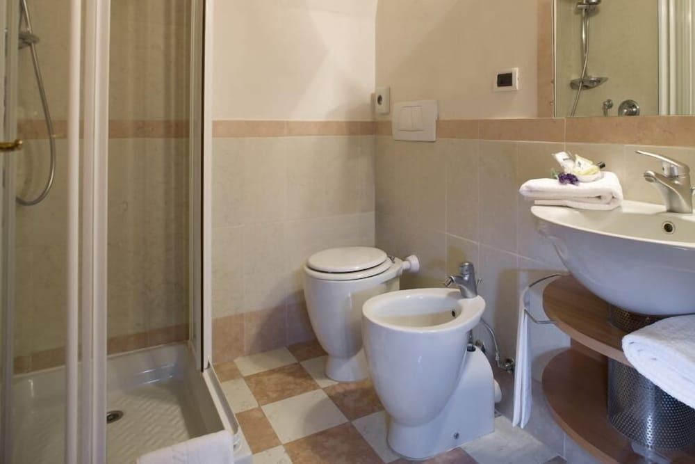 Comfort Room