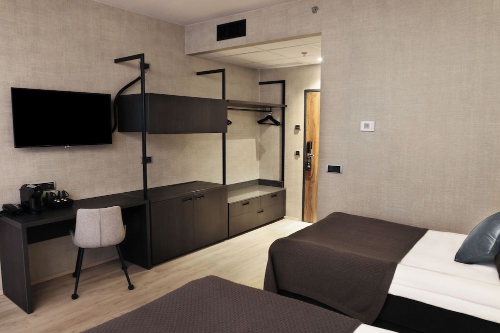 Atrium View Twin Room