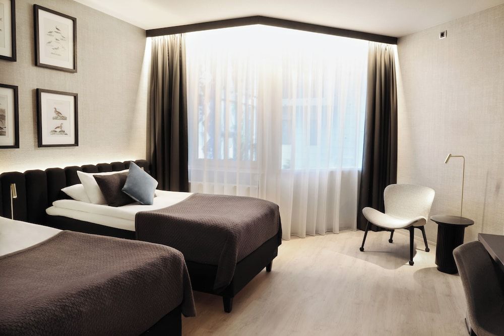 Atrium View Twin Room