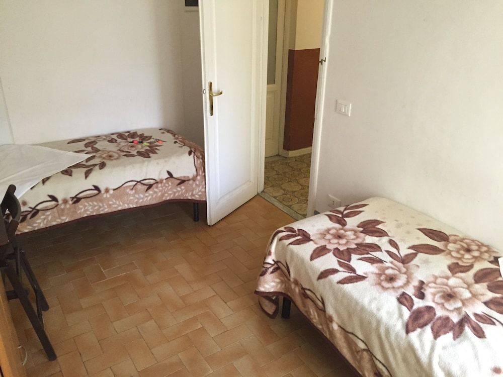 undefined Hostel Veronique 8