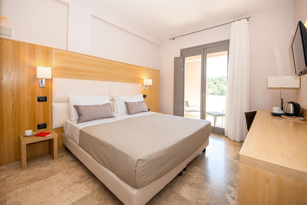 CDSHotels Basiliani Suite, Hot Tub 6