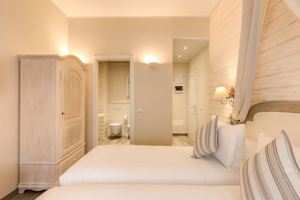 undefined Casa Tua Vaticano Guest House 9