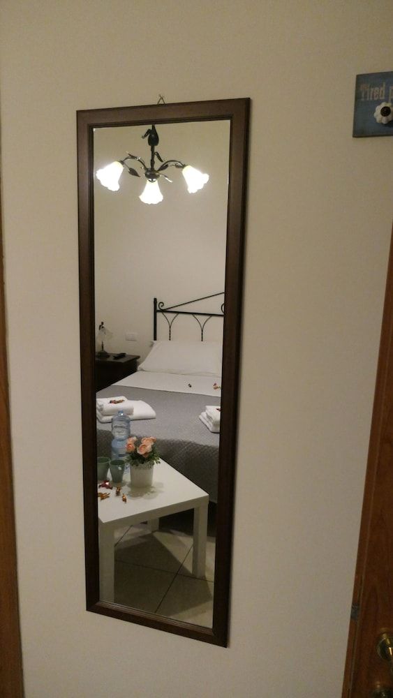 B&B Dimora Cirillo Basic Double or Twin Room (Plebiscito) 7