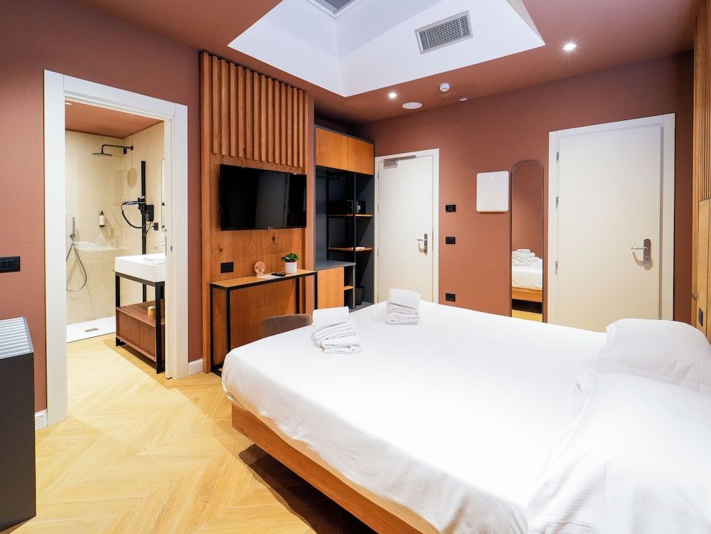 Best Western Hotel Arya Comfort Room, Multiple Beds, Non Smoking, Patio (2 queen and 1 single bed)