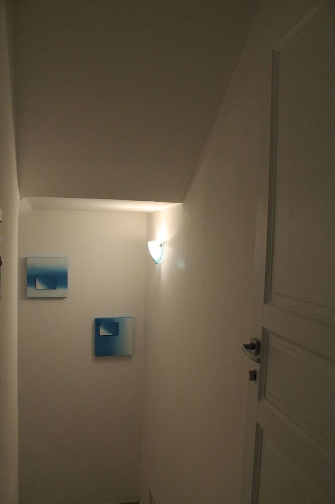 Single Room, Shared Bathroom, Garden View