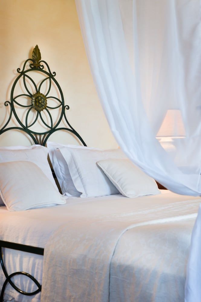 Deluxe Double Room, Garden View