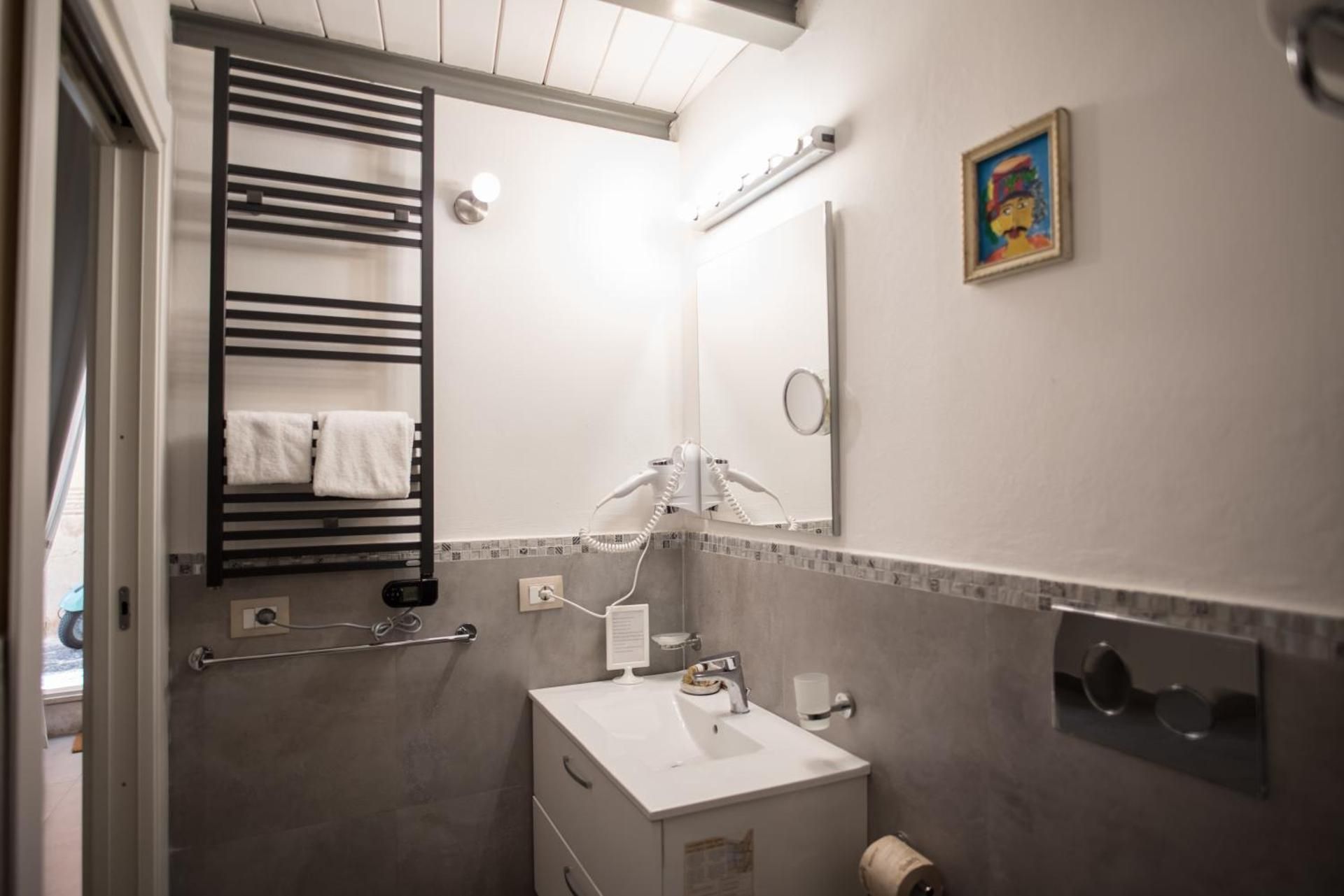Two-Bedroom Apartment - Split Level (Ground Floor)