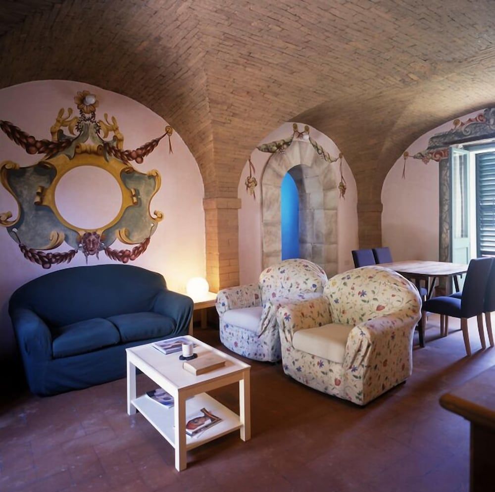 Grand Apartment, 2 Double Beds, Garden View