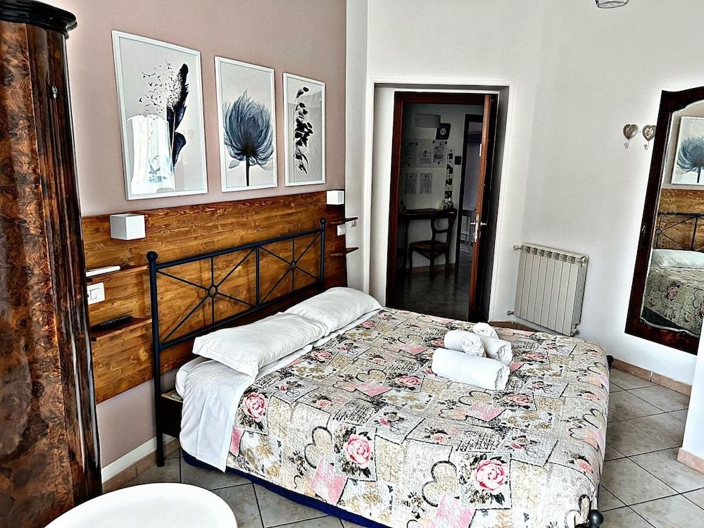 In the Center Guesthouse Double Room, Ensuite (3° piano no ascensore) 2