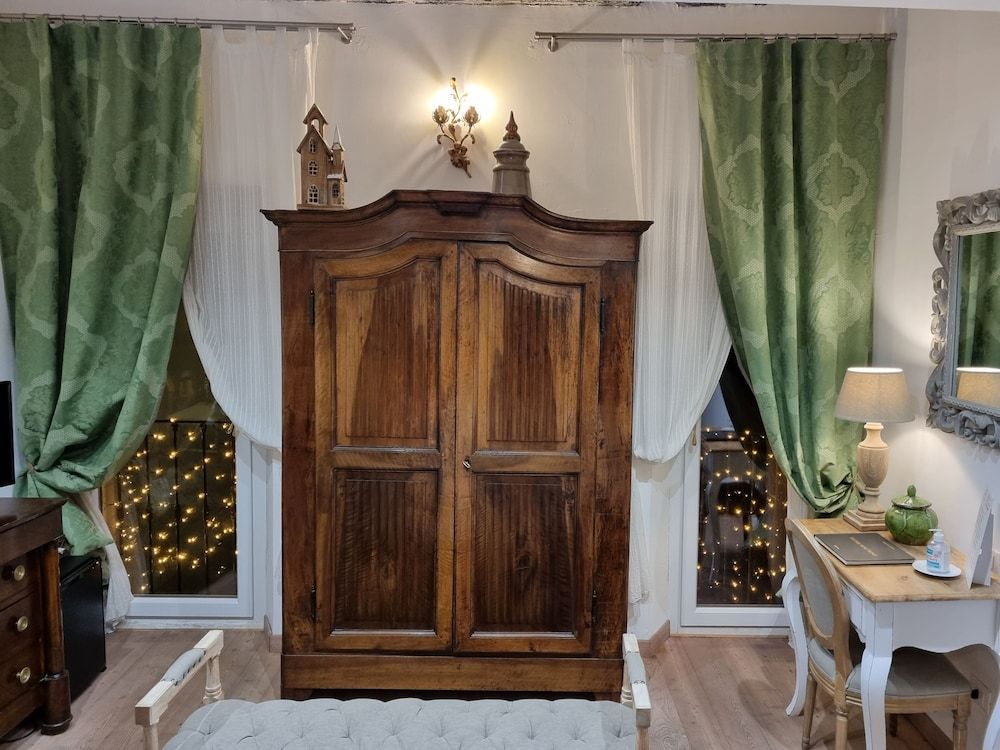 Le Stanze del Cardinale Panoramic Double Room, City View (Quarto Piano - Forth Floor) 2