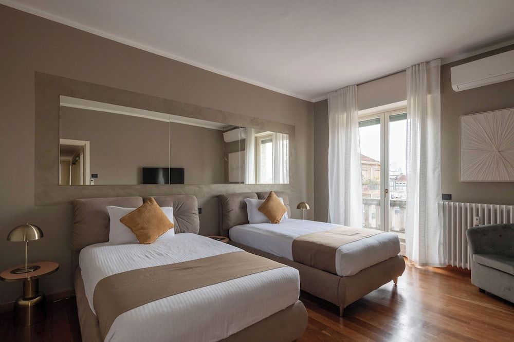 Royal Apartment, 3 Bedrooms, City View (Via Santa Maria Valle 7)