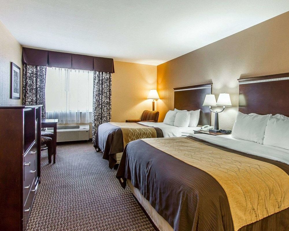 Room, 2 Queen Beds, Accessible, Non Smoking