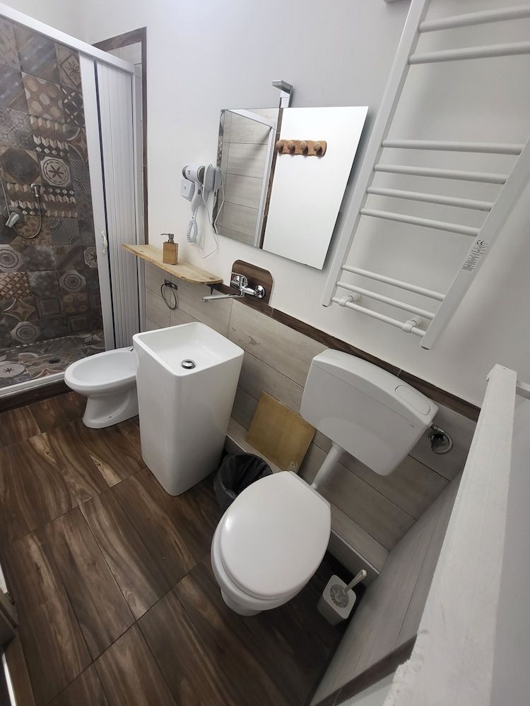 Antadia B&B Economy Single Room 7