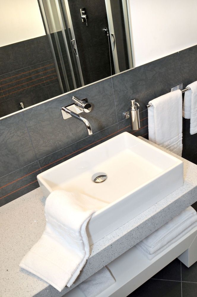 Hotel Monte Sarago Double Room Single Use 4