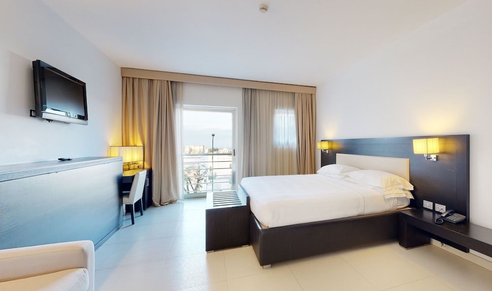 Hotel Monte Sarago Standard Double Room with View 3