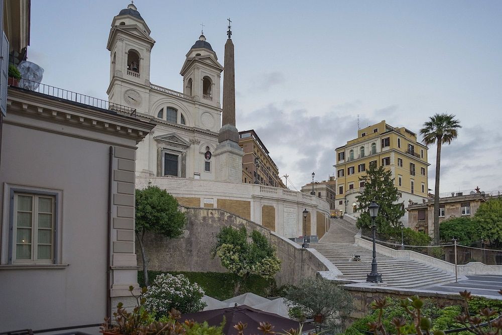 undefined Les Diamants Spanish Steps Suite 5