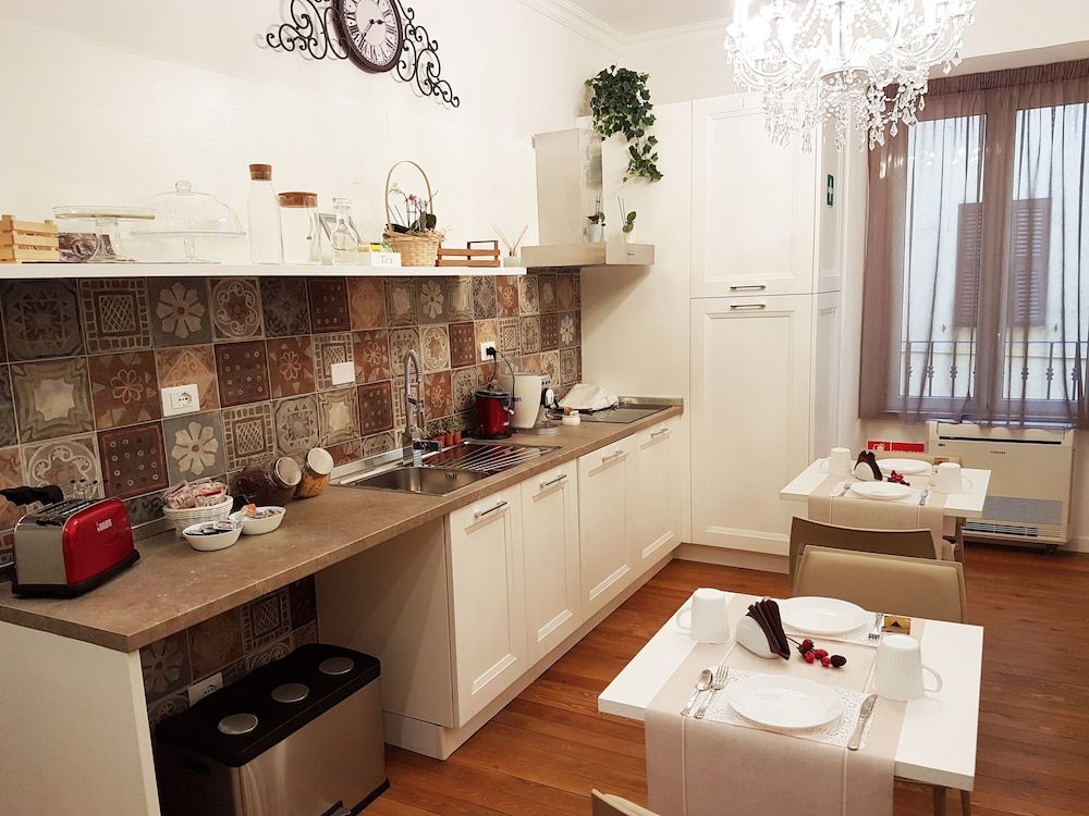 undefined MORE Cola di Rienzo B&B 7