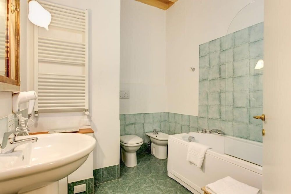 undefined Locanda della Musica 10