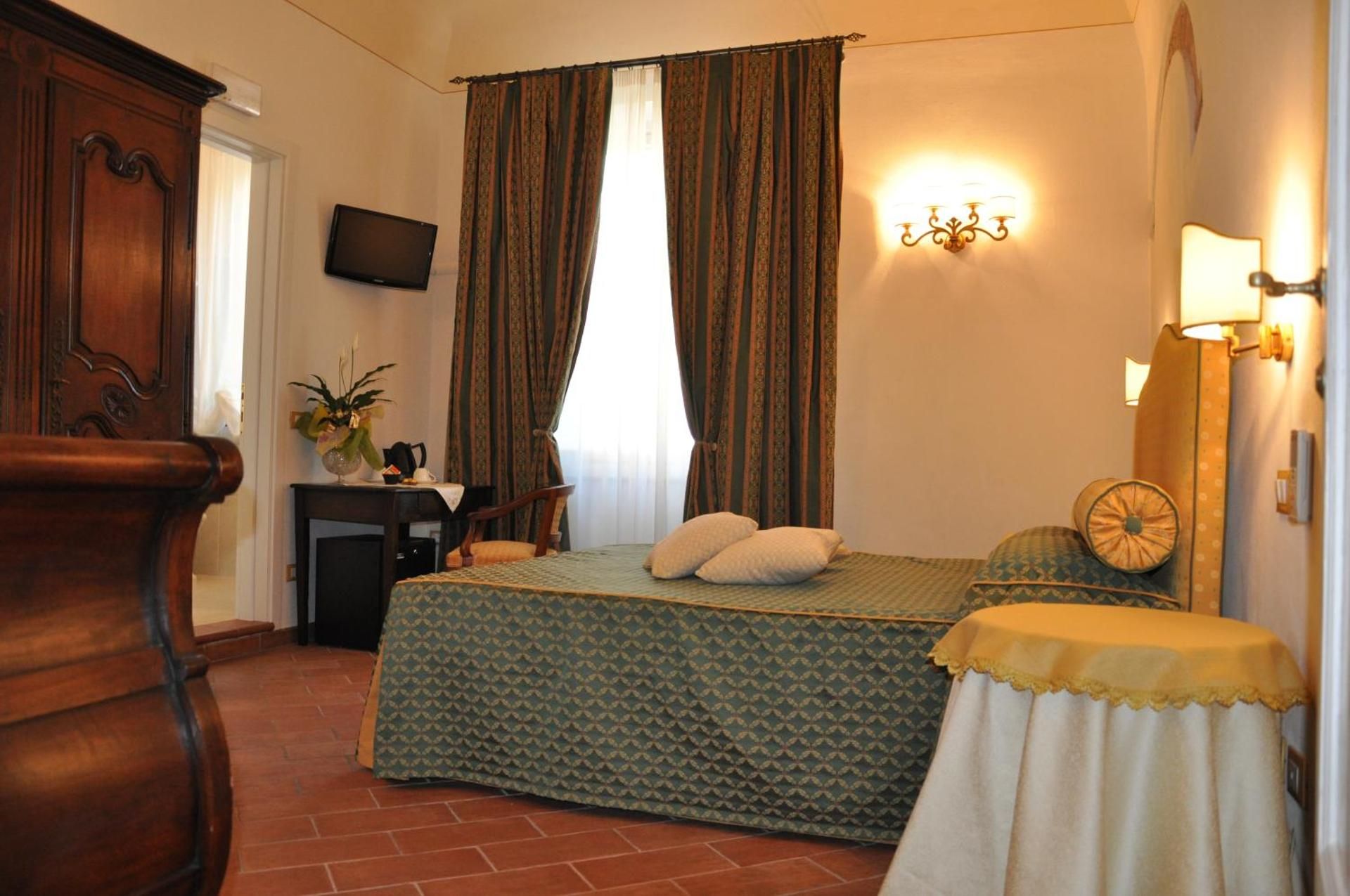Triple Room with Garden View