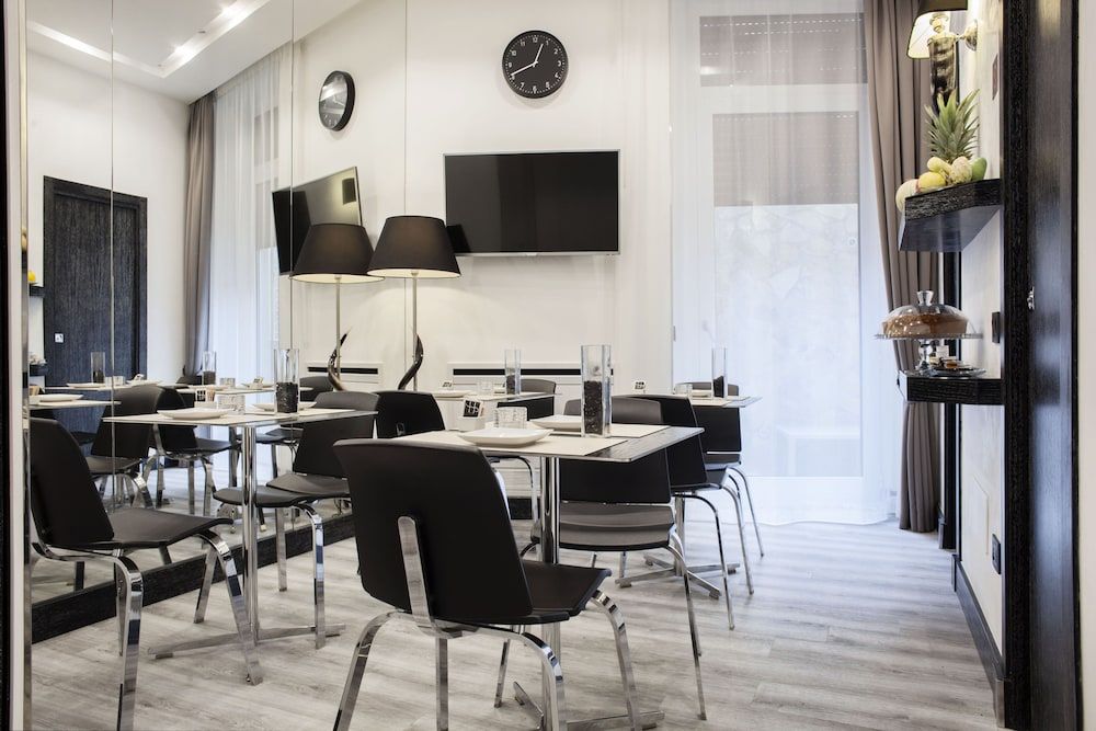 undefined LHP Suite Napoli - Parco Margherita 4