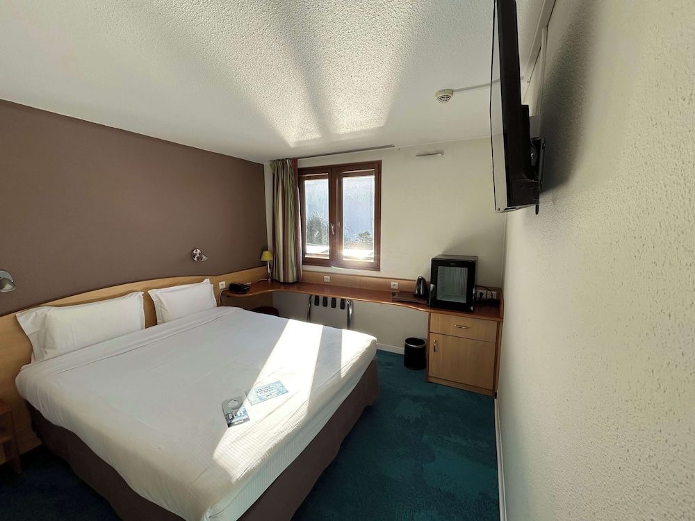 Kyriad Montpellier Aéroport - Parc Expo Standard Room, 1 Double Bed 5