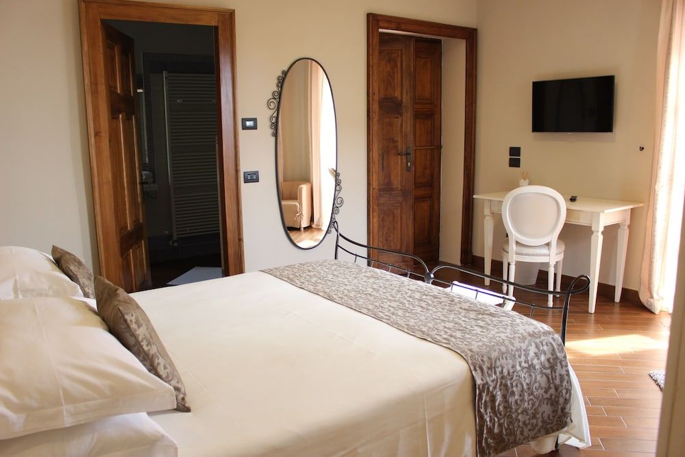 Superior Double Room, Garden View