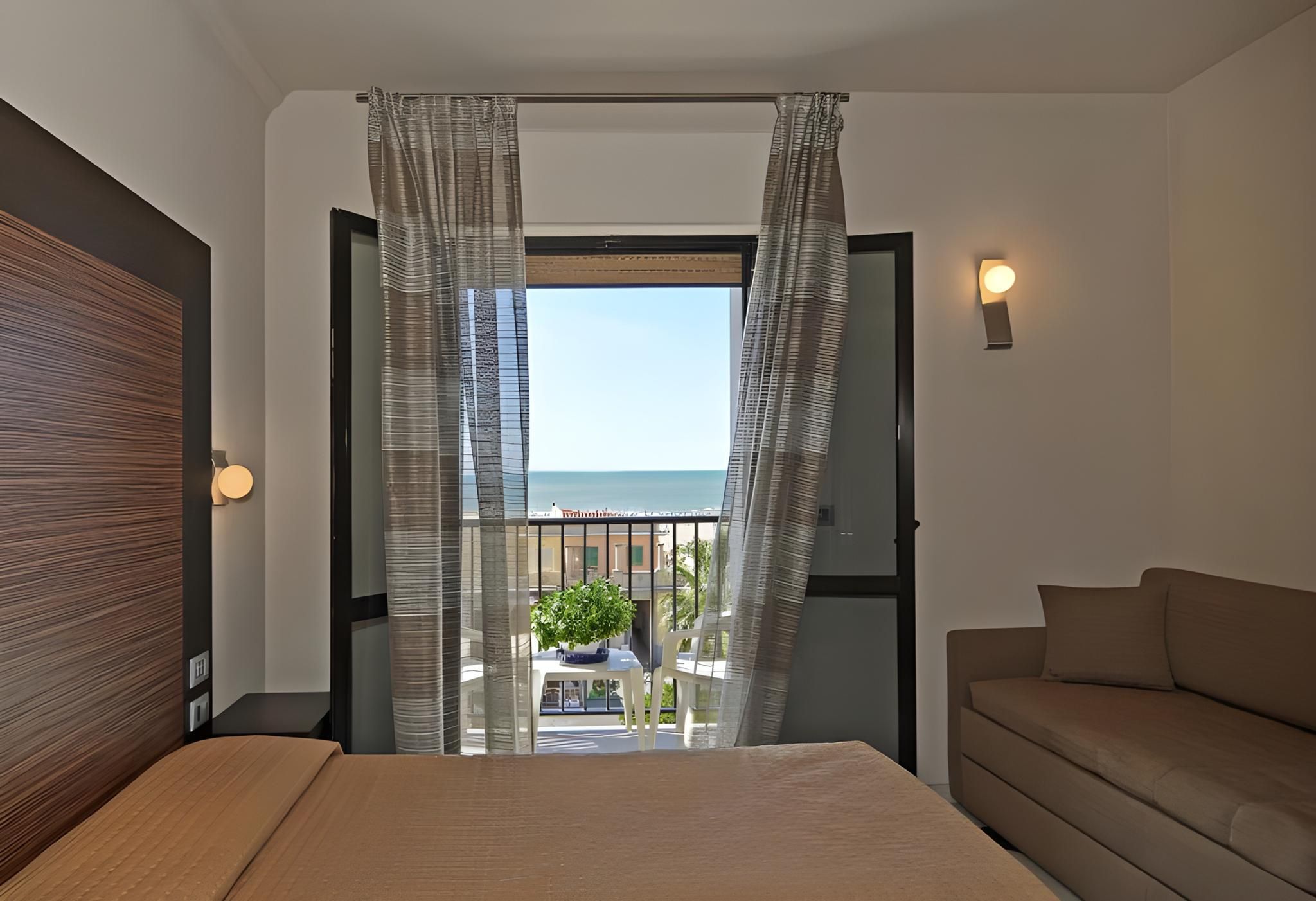Quadruple Room with Sea View
